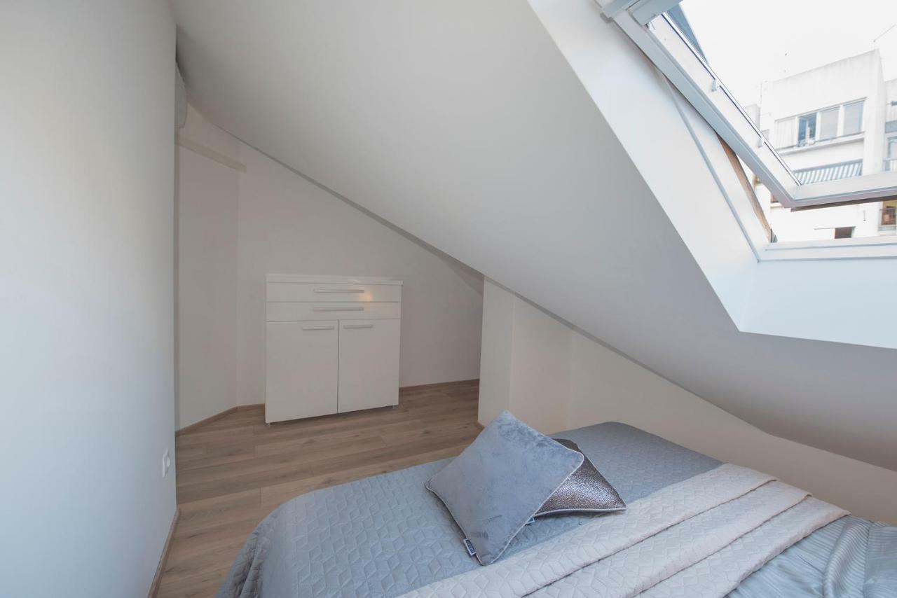 The Roof - Luxury Apartment オミシュ エクステリア 写真