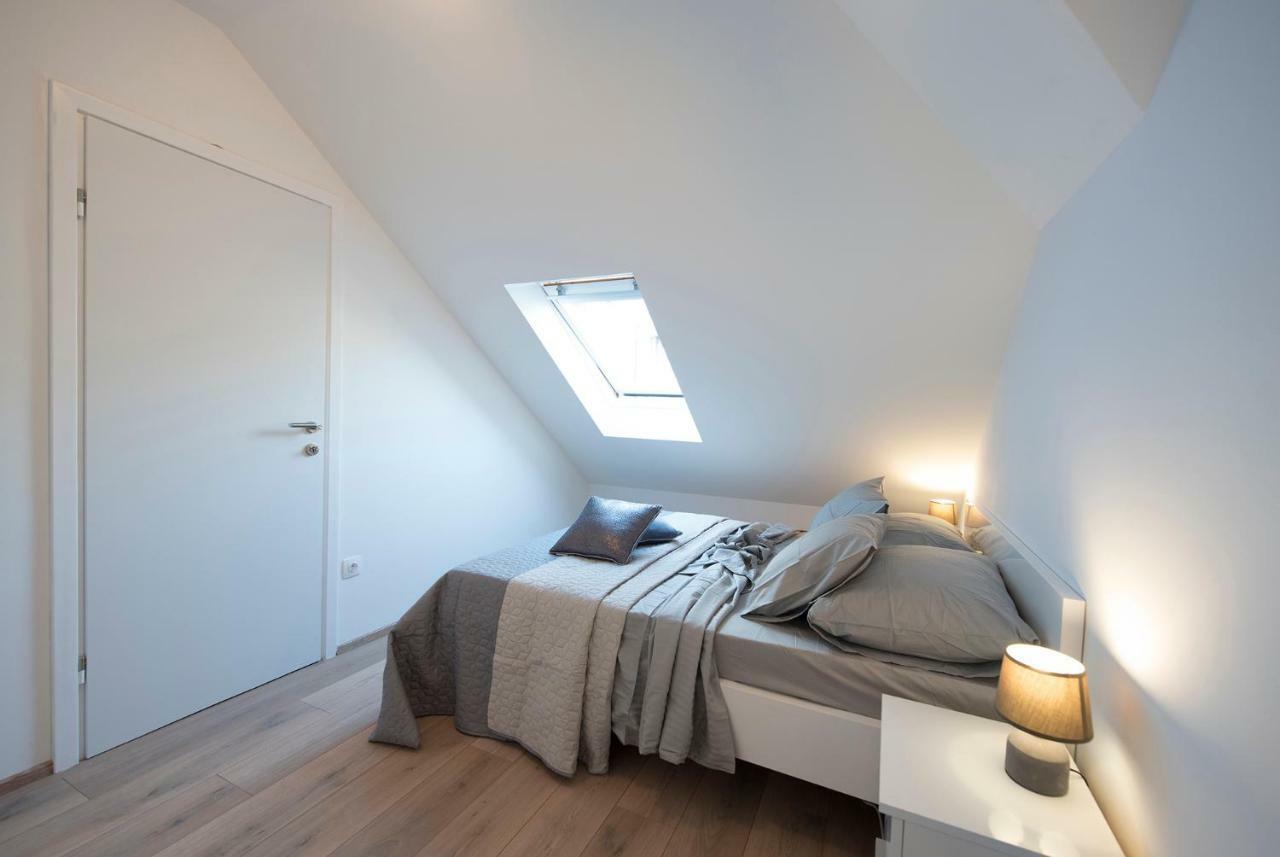 The Roof - Luxury Apartment オミシュ エクステリア 写真